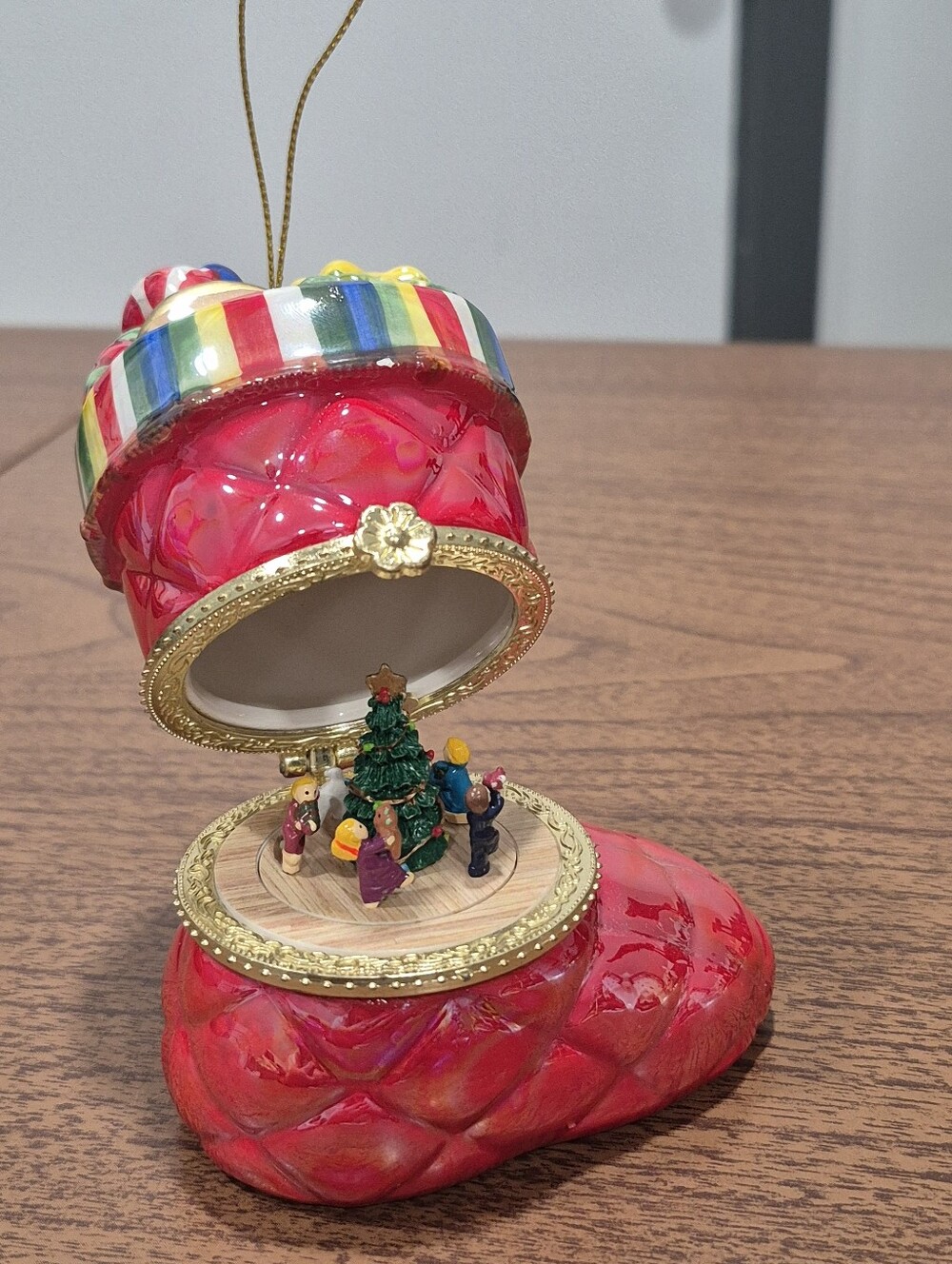Vtg Mr. Christmas Musical Porcelain Hinged Ornament WORKS!